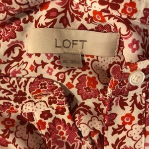 Loft XS red & white paisley print dress shirt